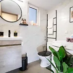 Urban Maison Larissa
