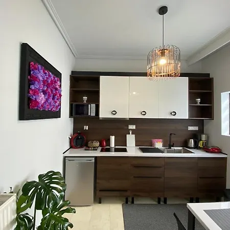 Urban Maison * Larissa